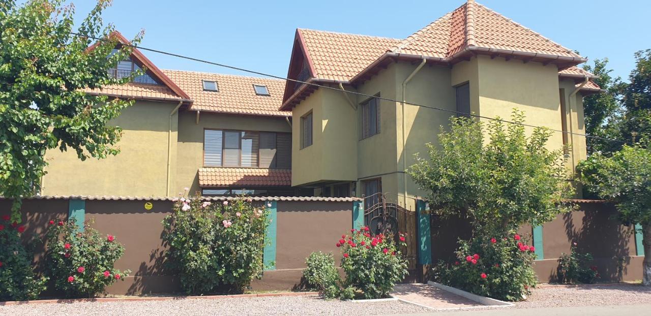 Villa Mugur Două Mai Kültér fotó