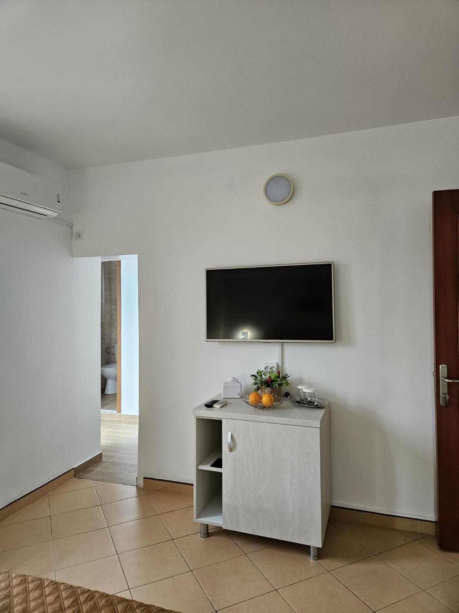 Villa Mugur Două Mai Kültér fotó